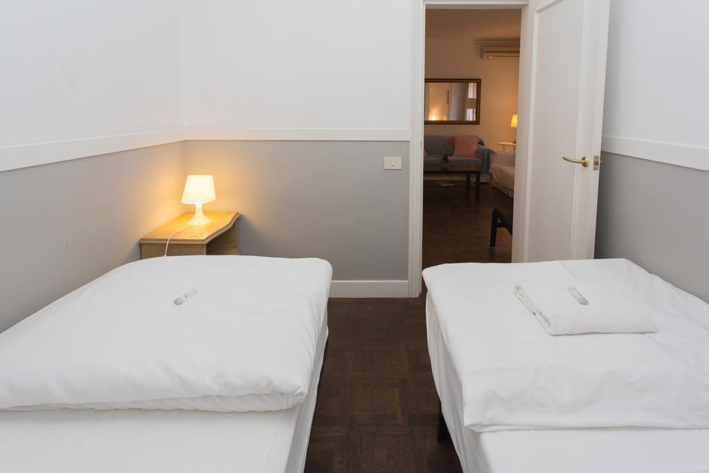 Letsgo Camp Nou Apartment Barcelona Zewnętrze zdjęcie