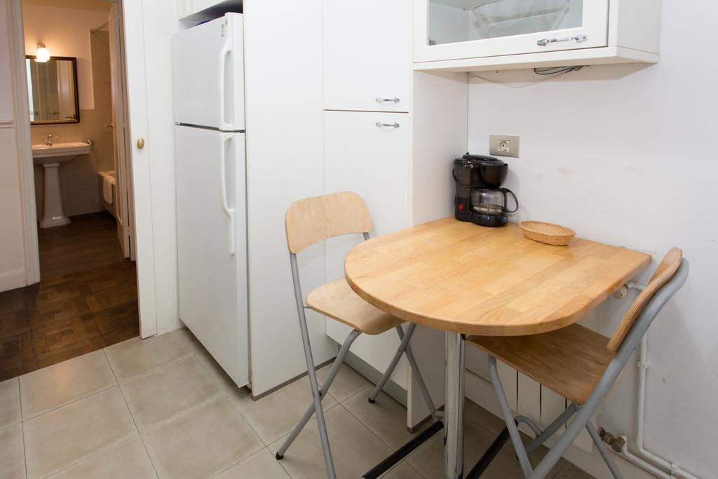 Letsgo Camp Nou Apartment Barcelona Zewnętrze zdjęcie